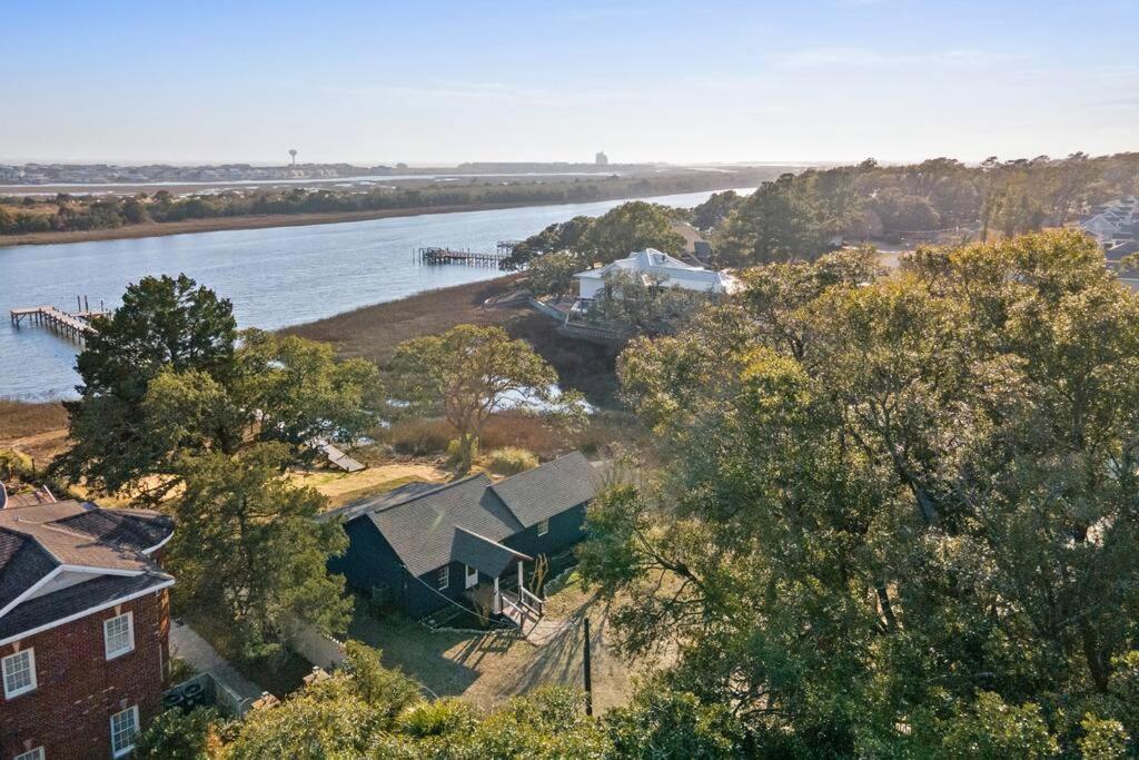 Dolphin Cove - Whole Waterfront House With Dock Villa Ocean Isle Beach Eksteriør billede