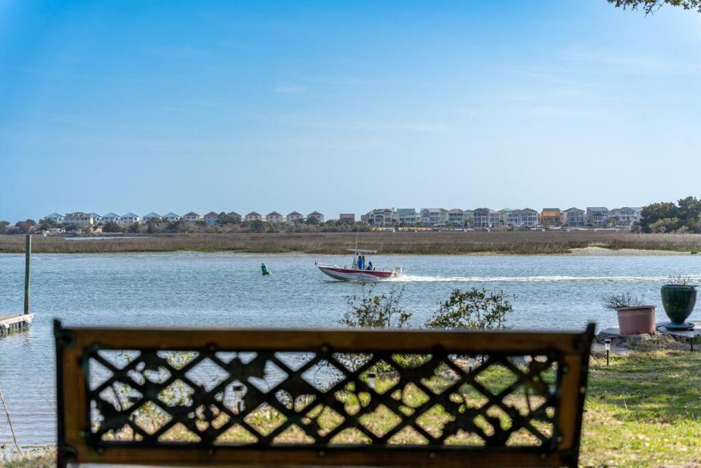 Dolphin Cove - Whole Waterfront House With Dock Villa Ocean Isle Beach Eksteriør billede