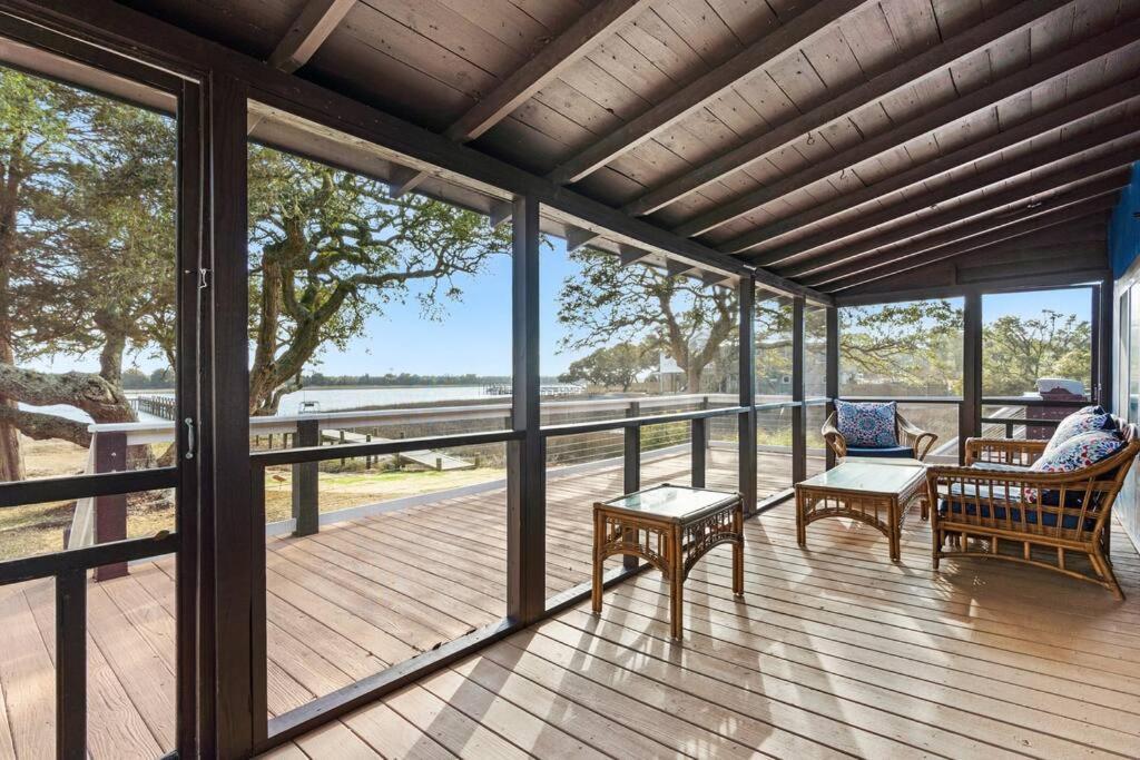 Dolphin Cove - Whole Waterfront House With Dock Villa Ocean Isle Beach Eksteriør billede